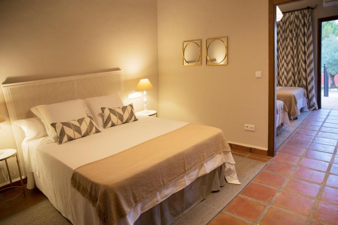 Hotel Rural Las Tejuelas Valdecaballeros Экстерьер фото