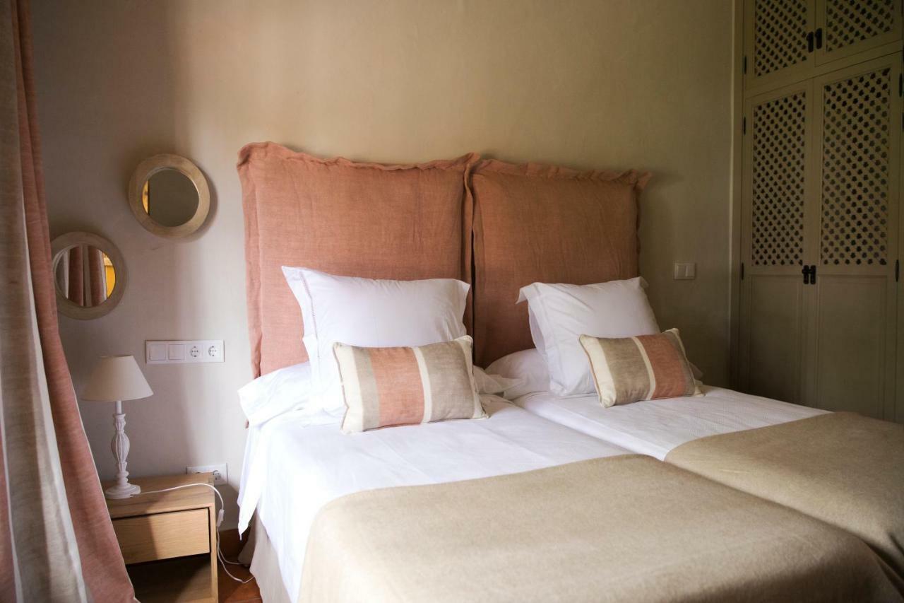 Hotel Rural Las Tejuelas Valdecaballeros Экстерьер фото