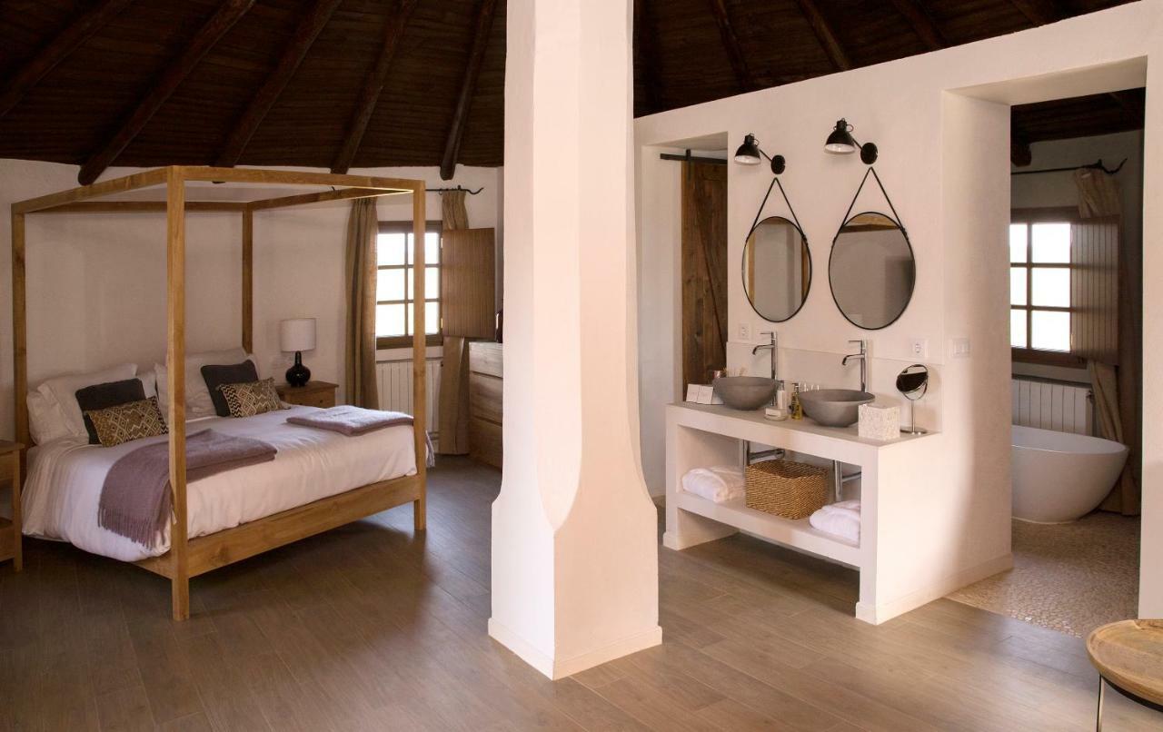 Hotel Rural Las Tejuelas Valdecaballeros Экстерьер фото