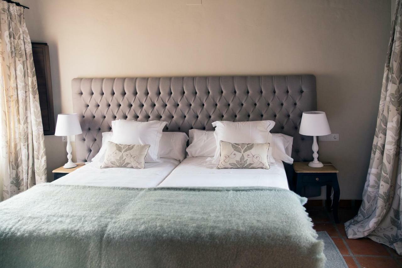 Hotel Rural Las Tejuelas Valdecaballeros Экстерьер фото